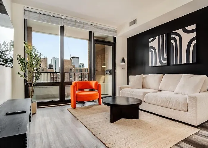 Boulevard Walk Everywhere 5 Mins To Magnificent Mile River North 04 Apartment Chicago