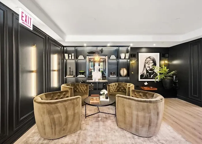 Apartment Boulevard Walk Everywhere 5 Mins To Magnificent Mile River North 04 Chicago